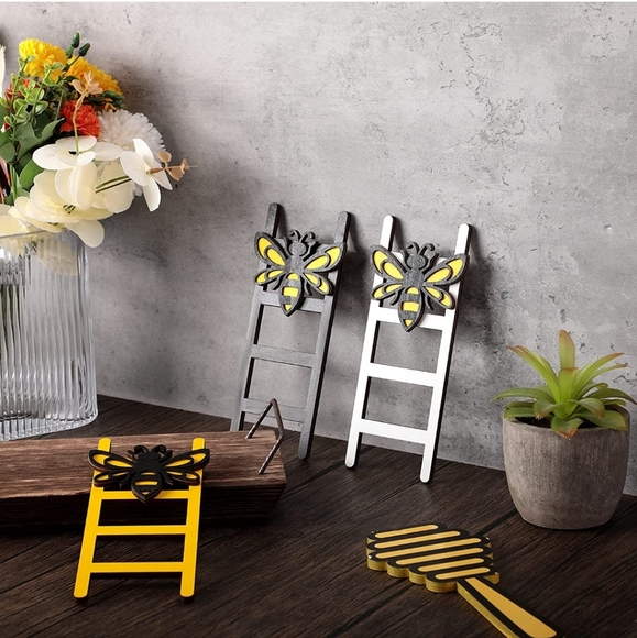 3 piece Bee Wooden Ladder decoration - Picture 10 of 10